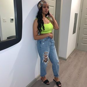 Meet your Posher, Delani